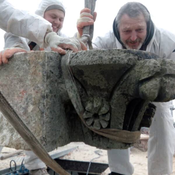 89464761_2638562159598925_90171678738350080_n